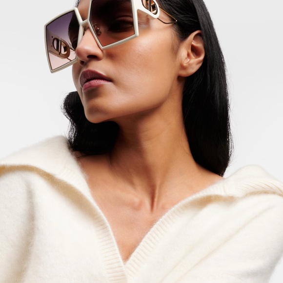 Dior 30Montaigne SU White Oversized Square Sunglasses - Picture 6 of 6